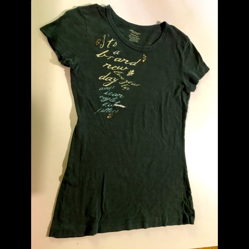 AMERICAN EAGLE Dark Green Tee Gold Letters M